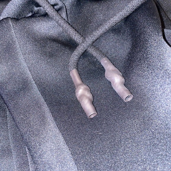 BNWT. Good American black joggers. Drawstring with pockets. Size 1 - Picture 7 of 7